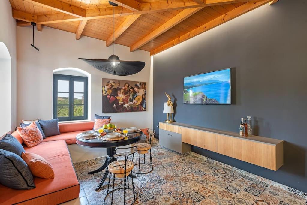 Villa Aiolia Kondoyenádha エクステリア 写真